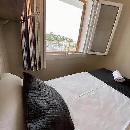 شقة For A Horizonte Mar كامبريلس